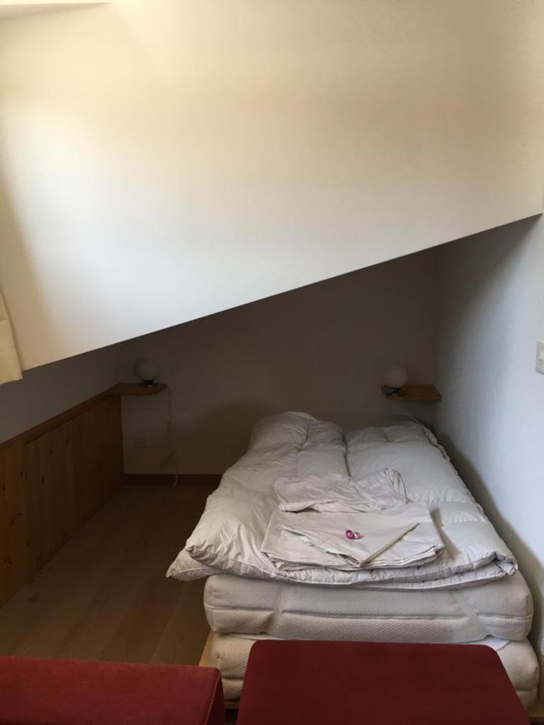 Casa Nolens, Via Sura 4 Apartment Лаакс Екстериор снимка